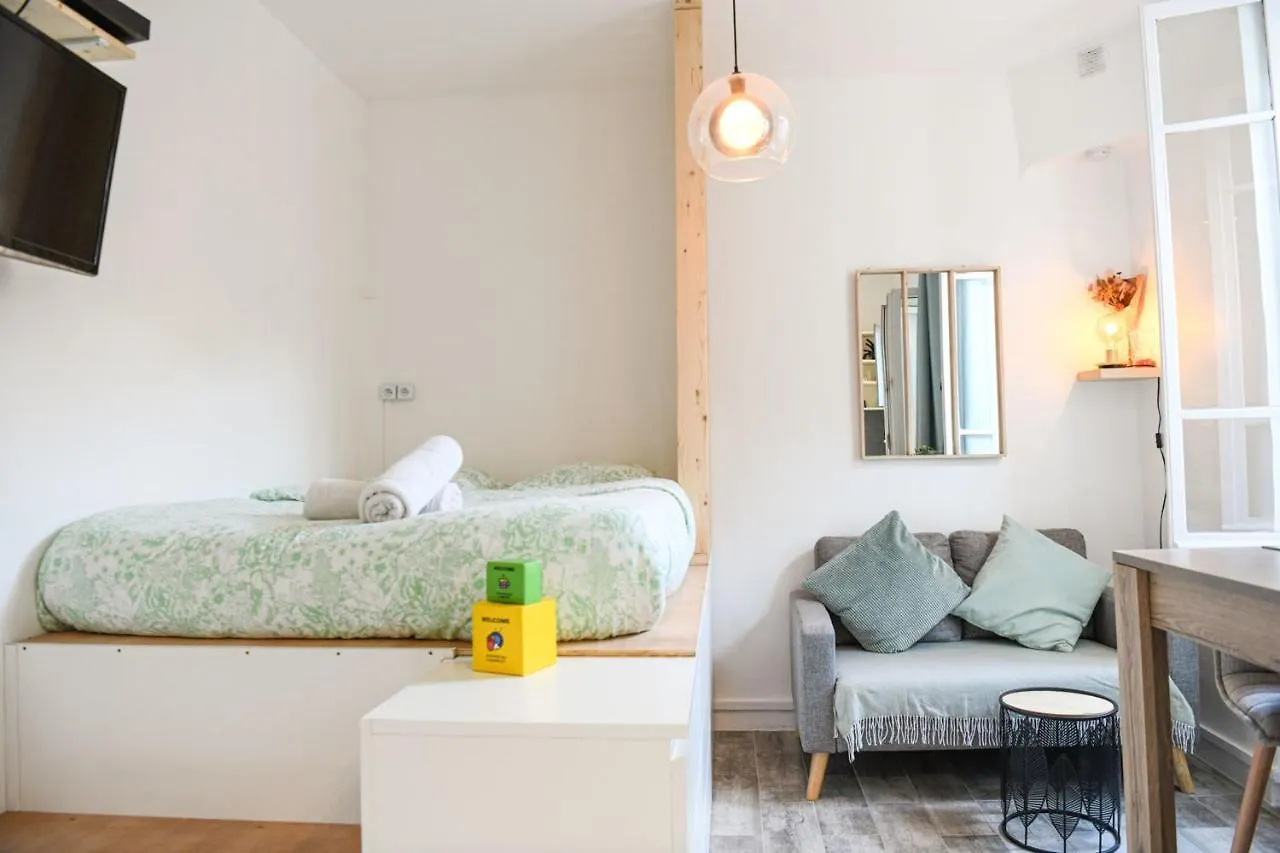 Studio Cosy Avec Terrasse Au Coeur De Marseille Apartamento